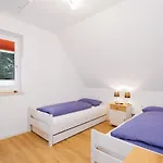 Reetdachhaus Moin-moin Holiday home Kutzow