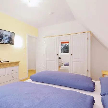 Reetdachhaus Moin-moin Tatil Evi