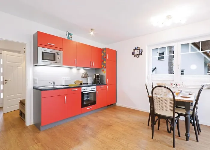 Reetdachhaus Moin-moin 度假居 *